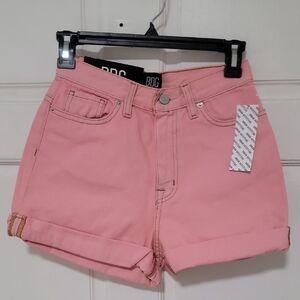 New Urban Outfitters BDG Mom High-Rise Denim Jean Shorts Limited Edition Classic